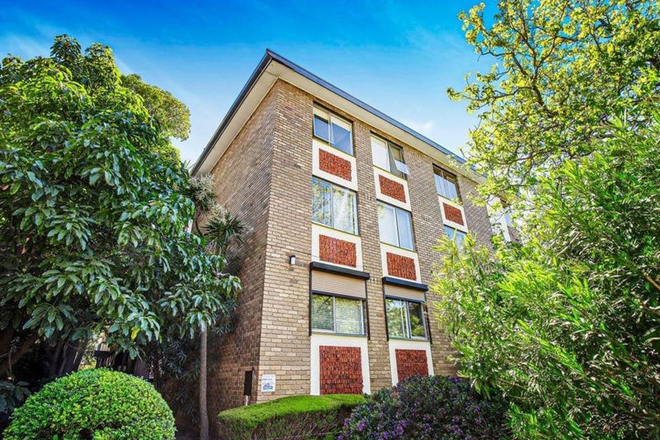 15 / 757 Burwood Road, Hawthorn East