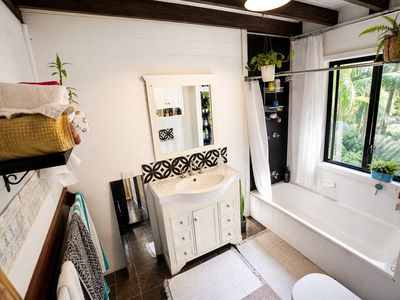1 / 4  Wallaby Road, Nimbin