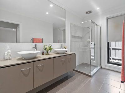 11 Belvista Way, Botanic Ridge