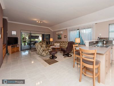 2 / 5 Gullima Court, Huntingdale
