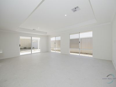 55 Torrenova Way, Sinagra