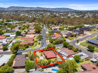 5 Mallett Crescent, Seymour