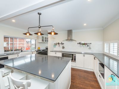 8 Compass Circle, Yanchep