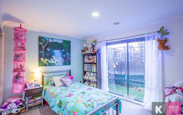 4 Castle Court, Beaconsfield