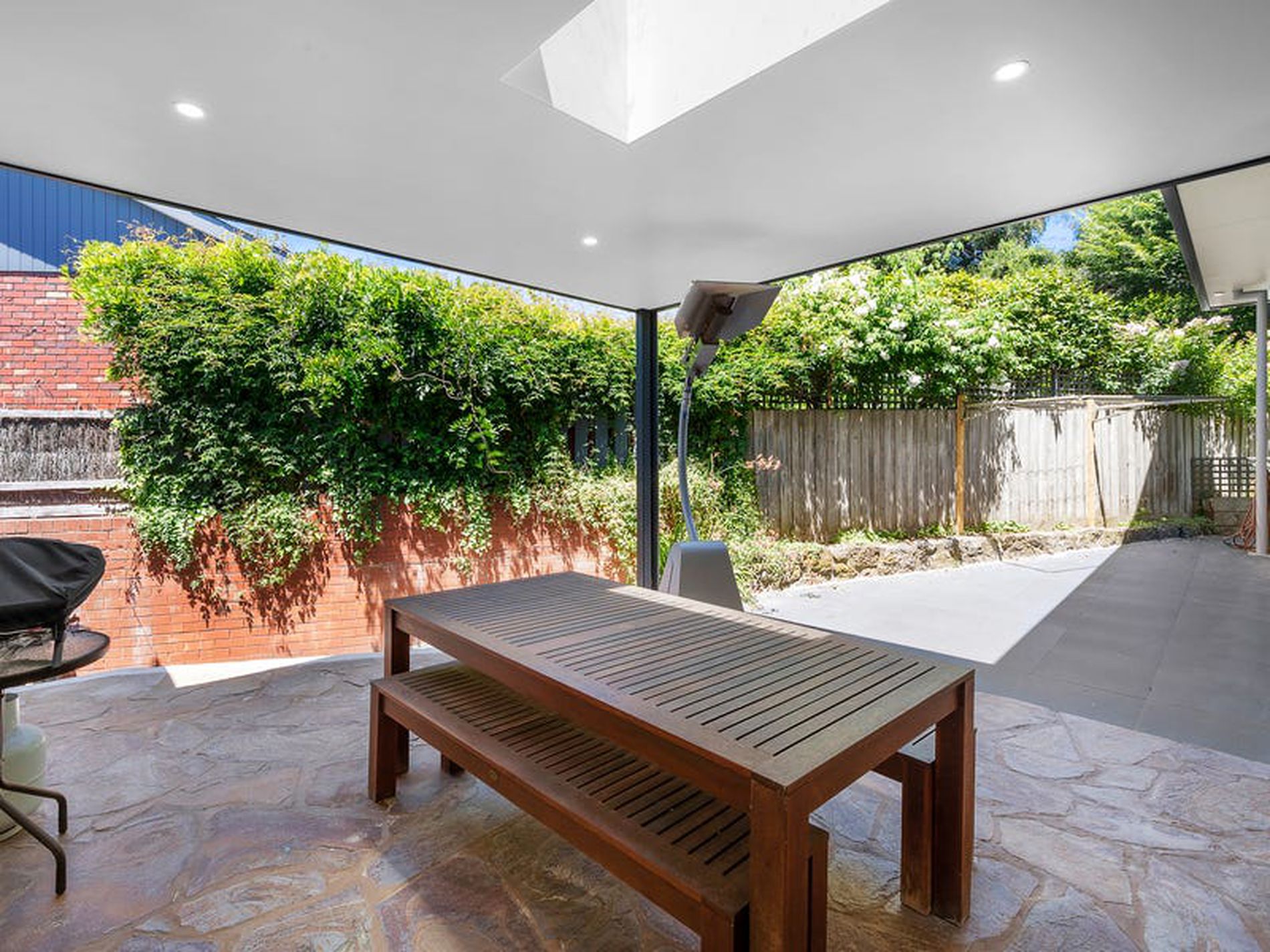 35 Queens Road, Newtown