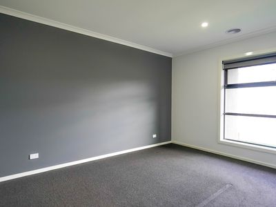 21 Mangosteen Drive, Truganina