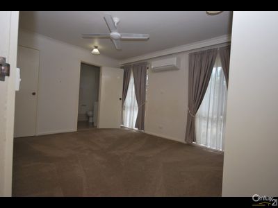 2  Squadron Close, Dubbo