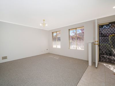 4 / 3 Cottrill Street, Alfred Cove