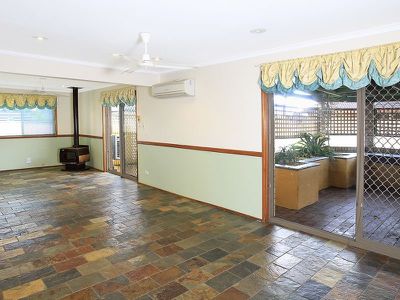 10 Ribbonwood Place, Albion Park Rail
