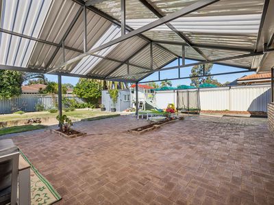 52 Sanderling Drive, Thornlie