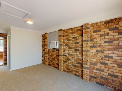 2 Furlong Street, Dubbo
