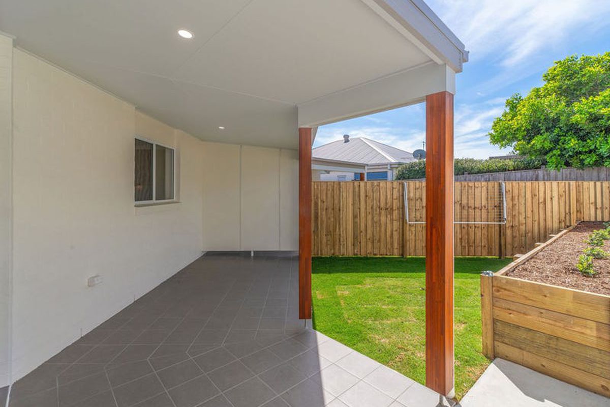 2 / 57 The Drive, Yamba