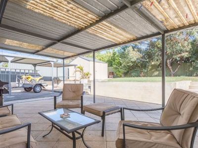 98 Blackadder Road, Swan View