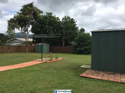 5 Armstrong Street, Atherton