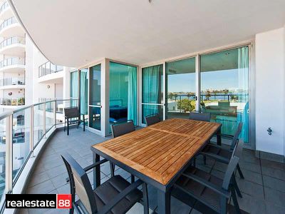 22 / 132 Terrace Road, Perth