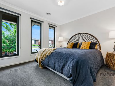 52 Chesney Circuit, Clyde