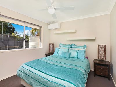 4 Maddock Avenue, Mooloolah Valley