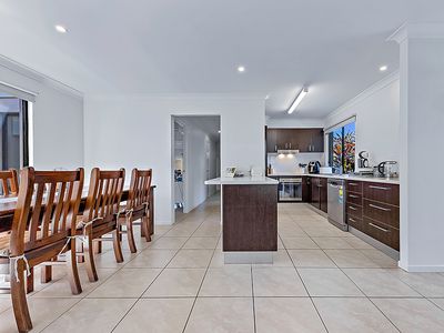 2 / 47 Endeavour Circuit, Cannonvale