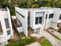 11 / 43 Riverbrooke Drive, Upper Coomera