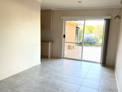 24 Brooks Crescent, Darlington Point