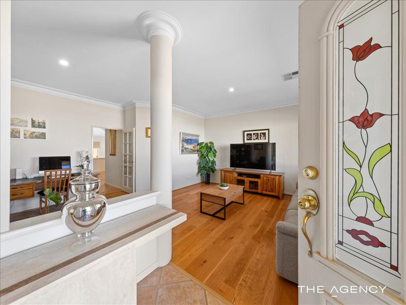 15 Lupin Way, Coogee