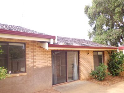 13 Brigalow Avenue, Dubbo