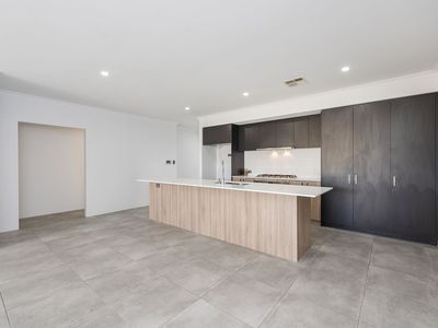 14 Ferrolana Chase, Madora Bay