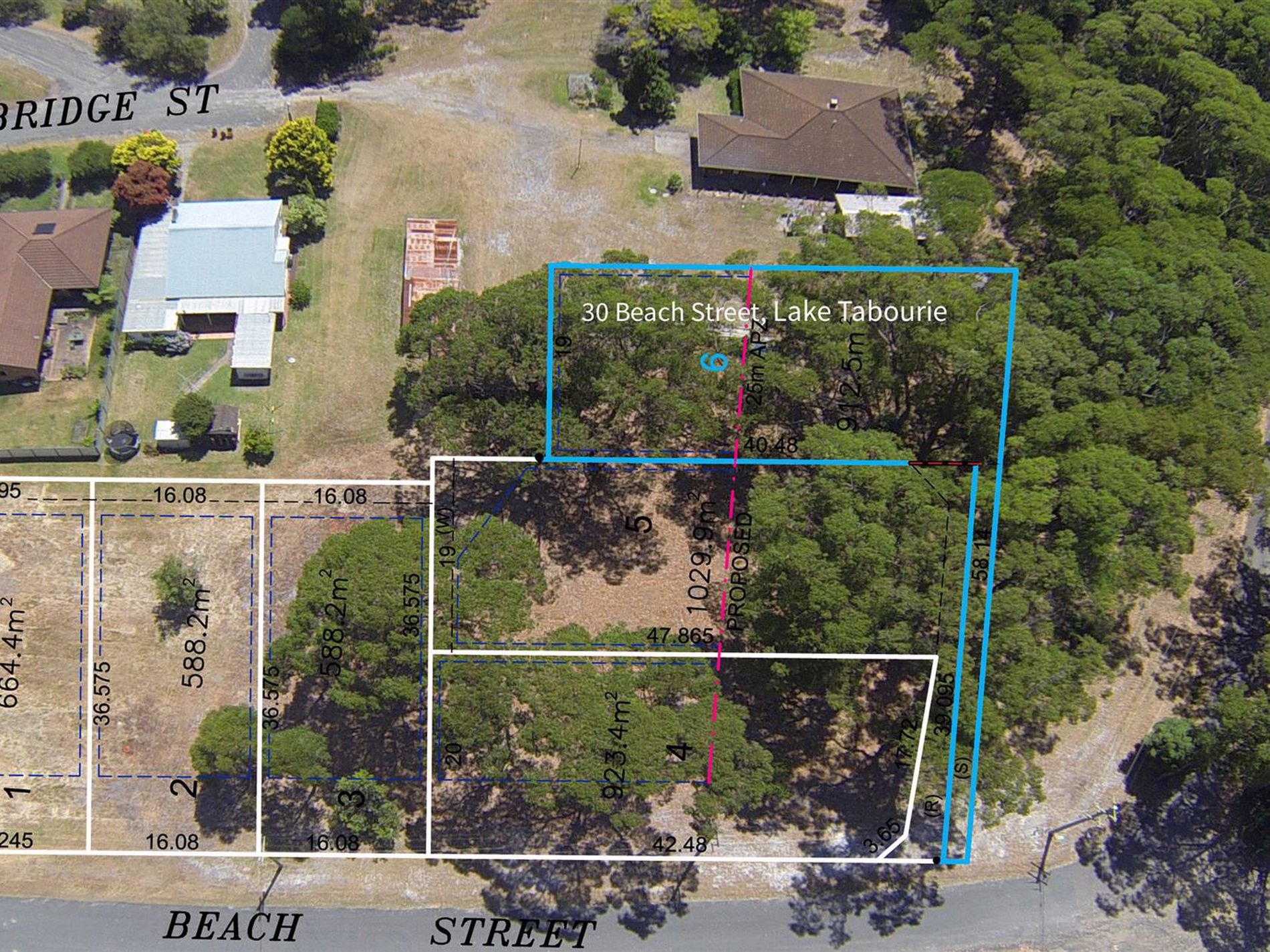 30 Beach Street, Lake Tabourie