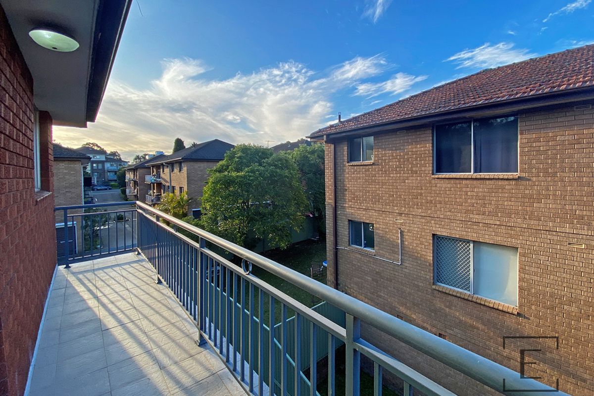 10 / 39 Henley Road, Homebush West