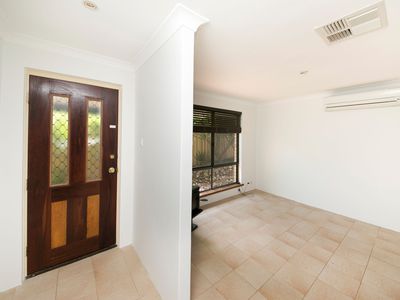 3/8 Colin Road, Scarborough