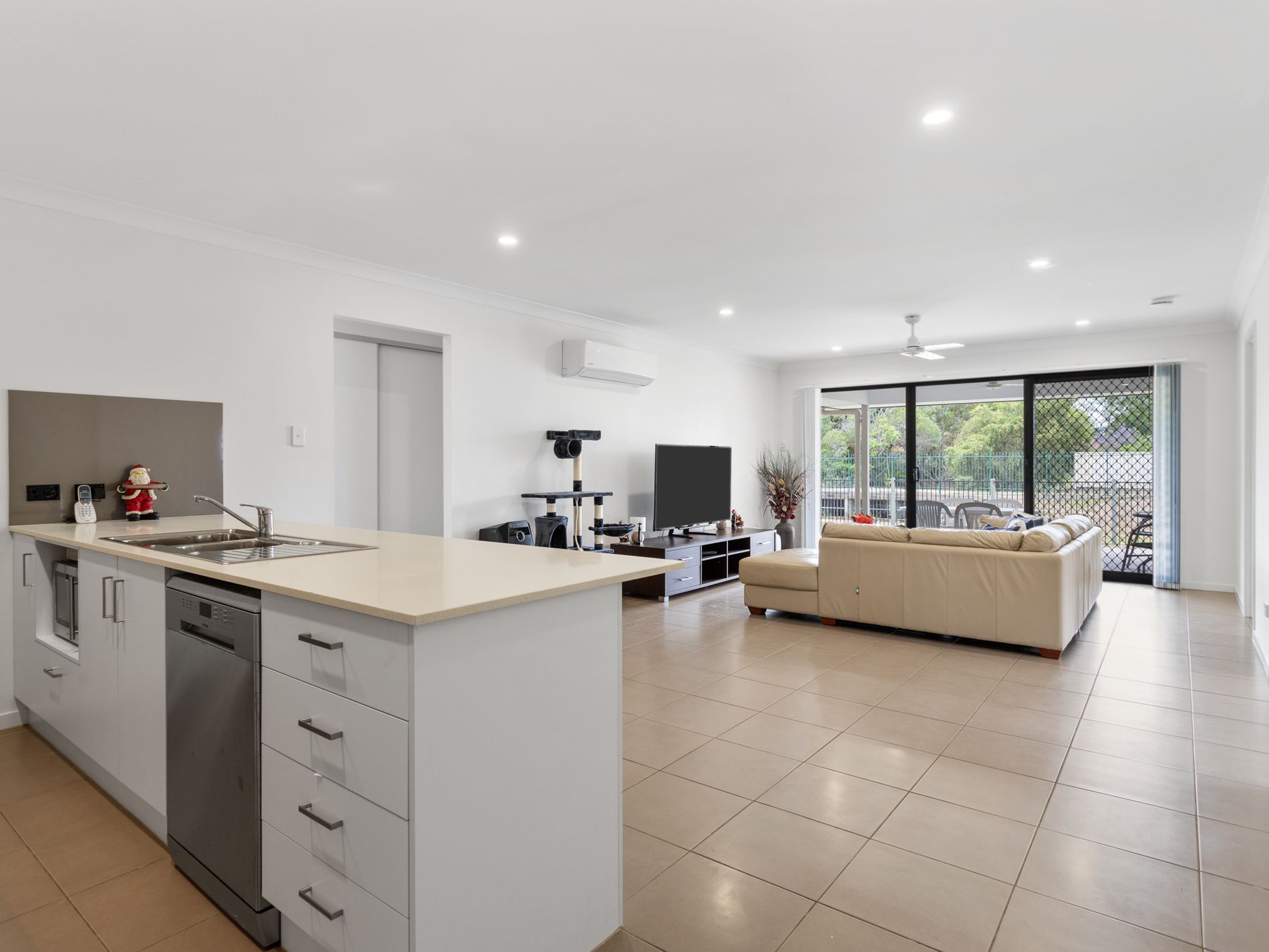 4 Scotland Crescent, Cornubia