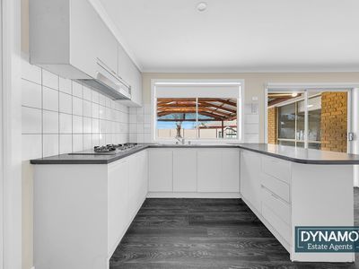 8 Wick Close, Craigieburn