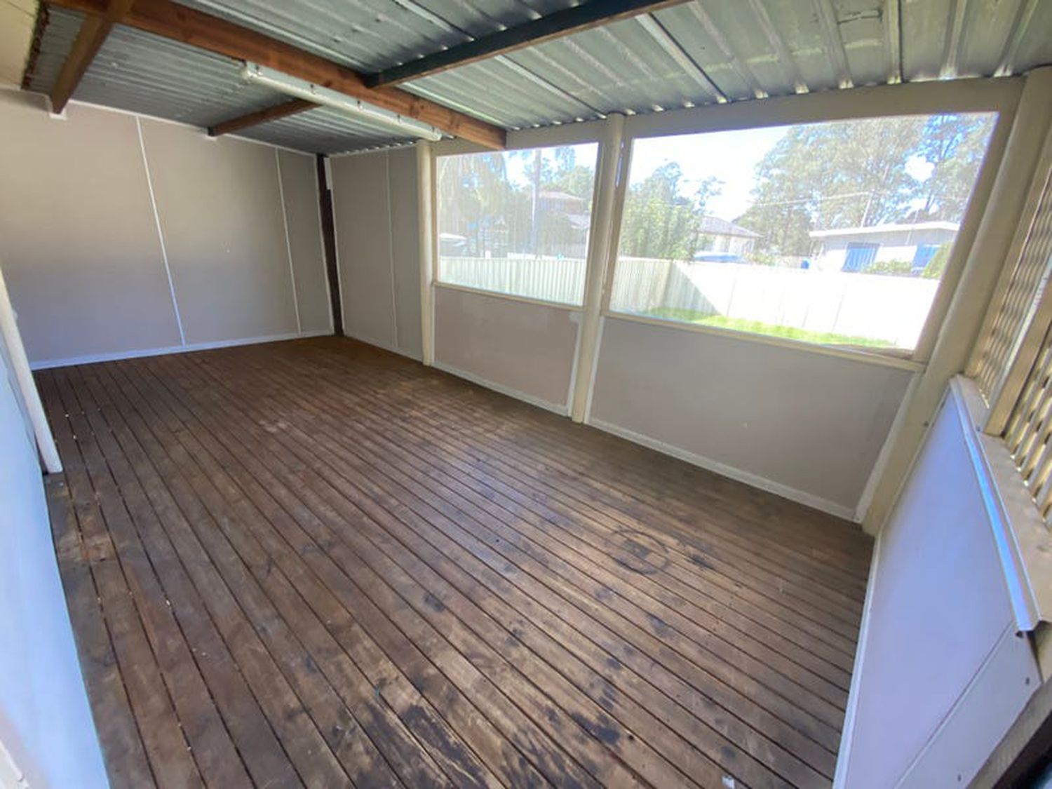 382 Luxford Road, Lethbridge Park