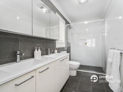 6 Boniwell Road, Moorebank