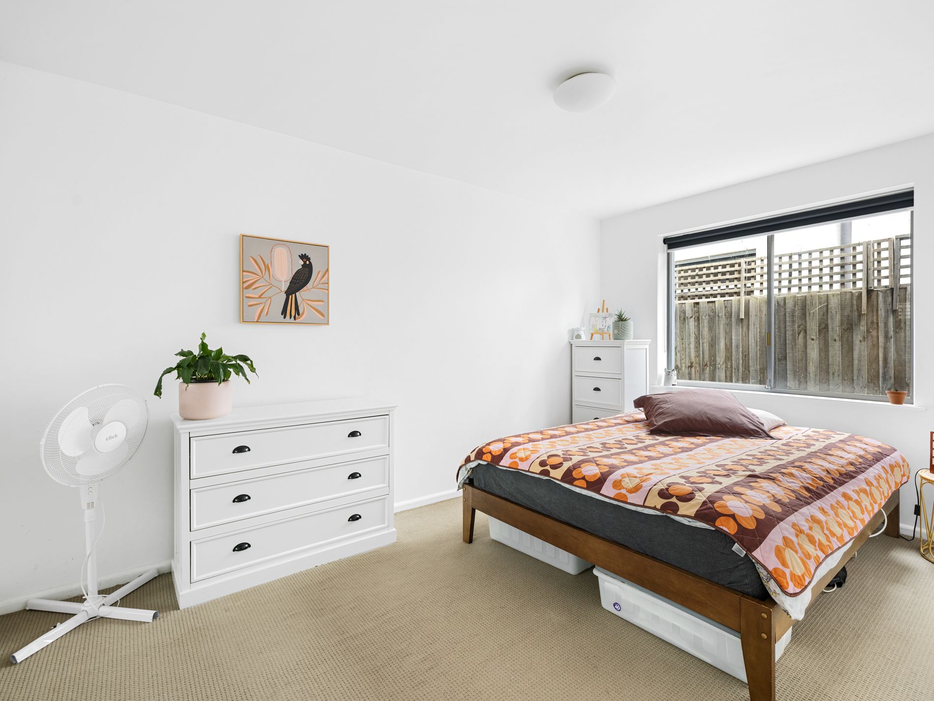 2 / 261 Esplanade, Altona