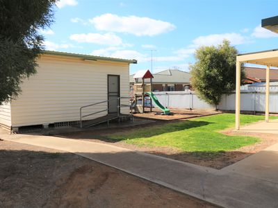 3 Scoresby Street, Kerang