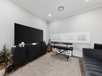 38 Avium Drive, Caddens