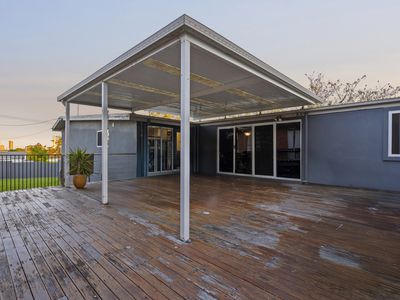 13 Petersen Avenue, Southport