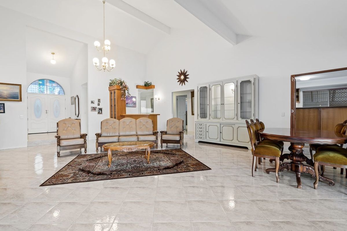 78 Port Jackson Boulevard, Clear Island Waters