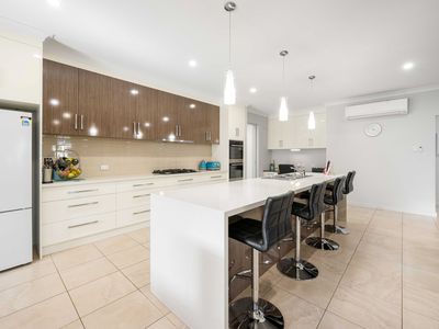 16 Mickail Court, Mount Gambier