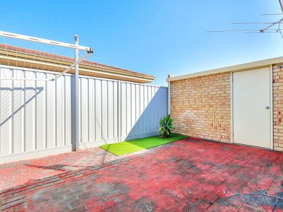 2 / 9 Merope Close , Rockingham