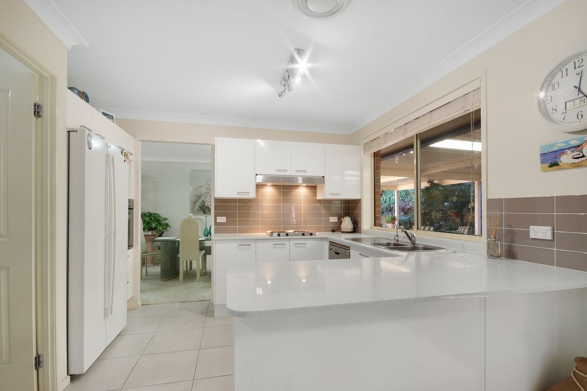 14 Harper Crescent, Narooma