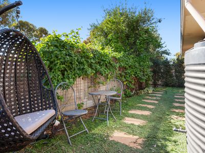 10 Siberia Close, Hannans