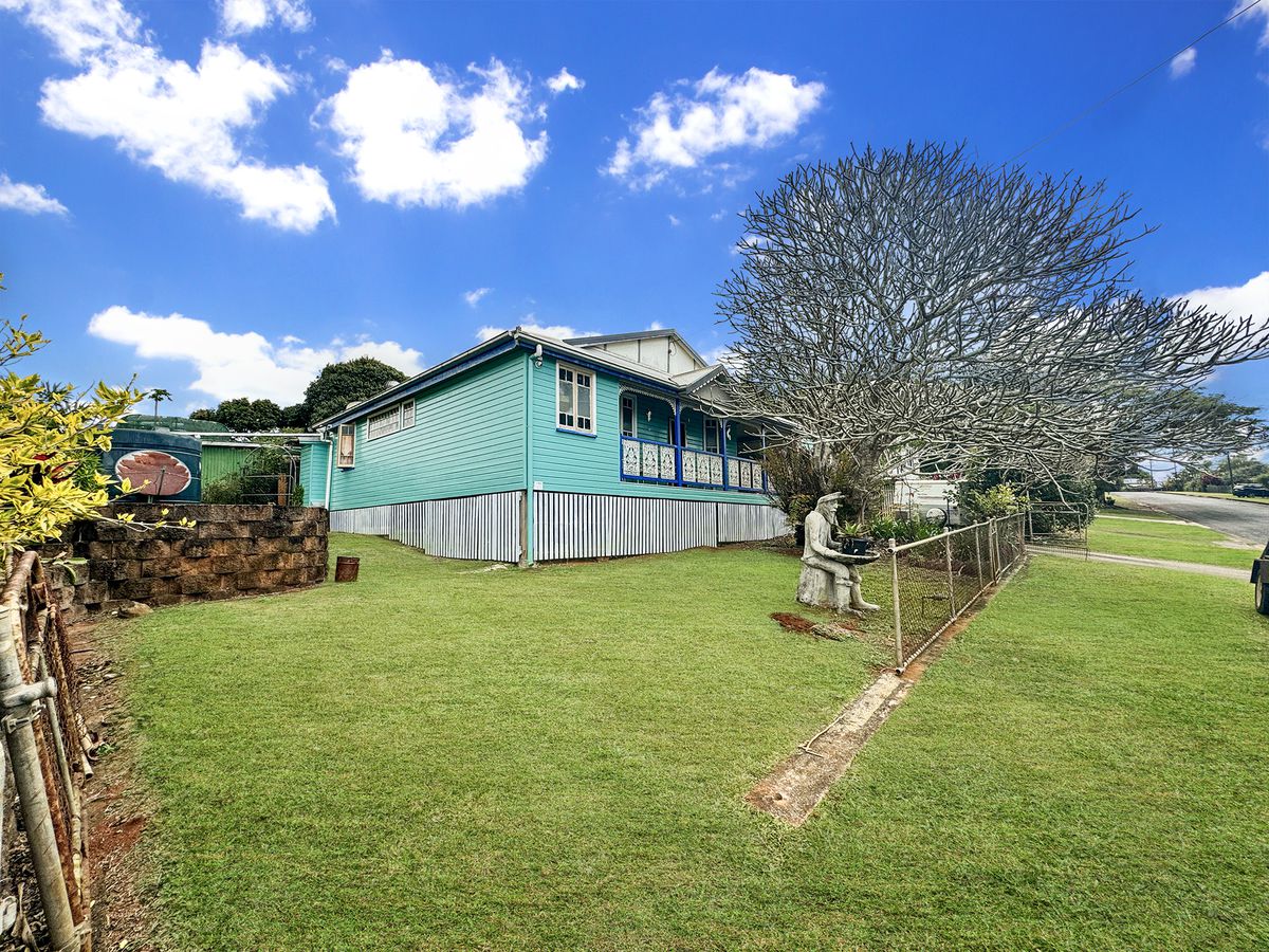 14 Roseblade Street, Yungaburra