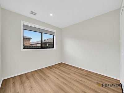 8 Crozier Road, Beveridge