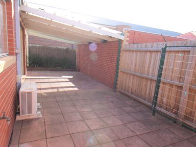 1 / 11 Griffen Street, Hamlyn Heights