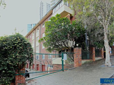 10 / 29 Hill St, Perth