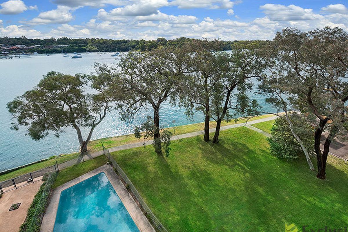 9 / 13 Bortfield Drive, Chiswick