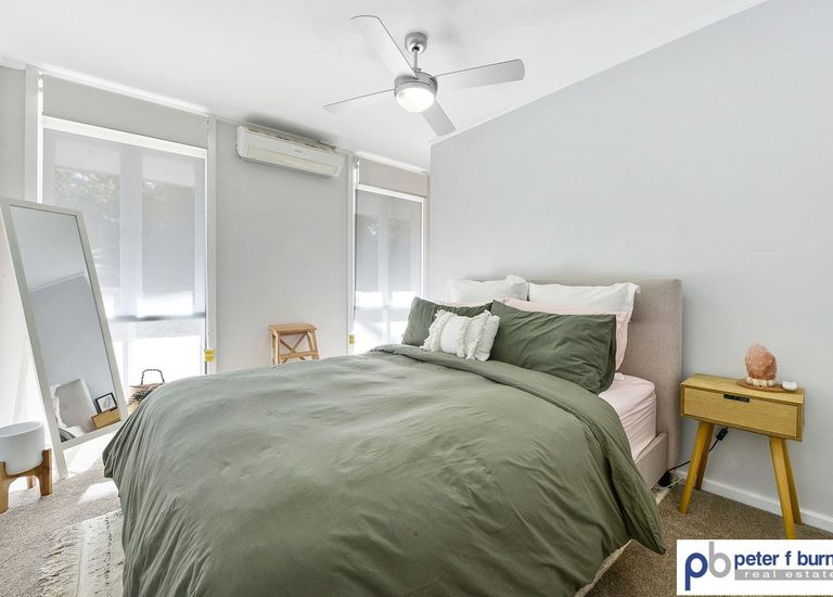 6 Vine Crescent, Happy Valley