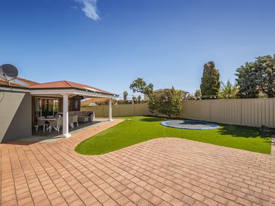 7 Crosshill Green, Kinross
